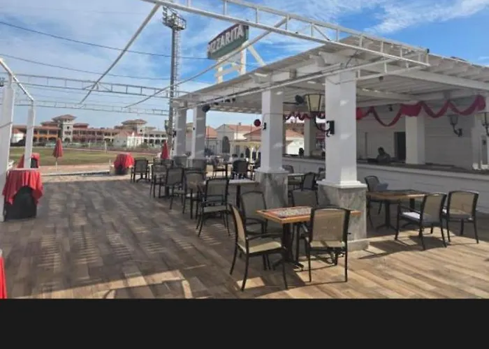 7 Pools Fully Ac